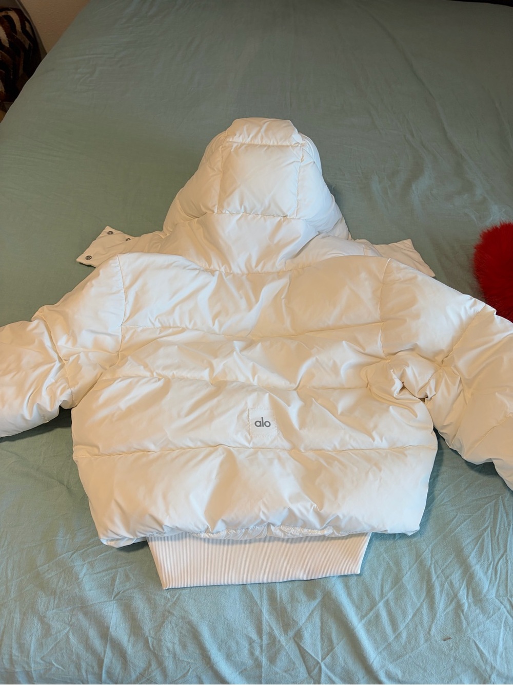 ALO Yoga White Cropped Puffer Jacket with Hood